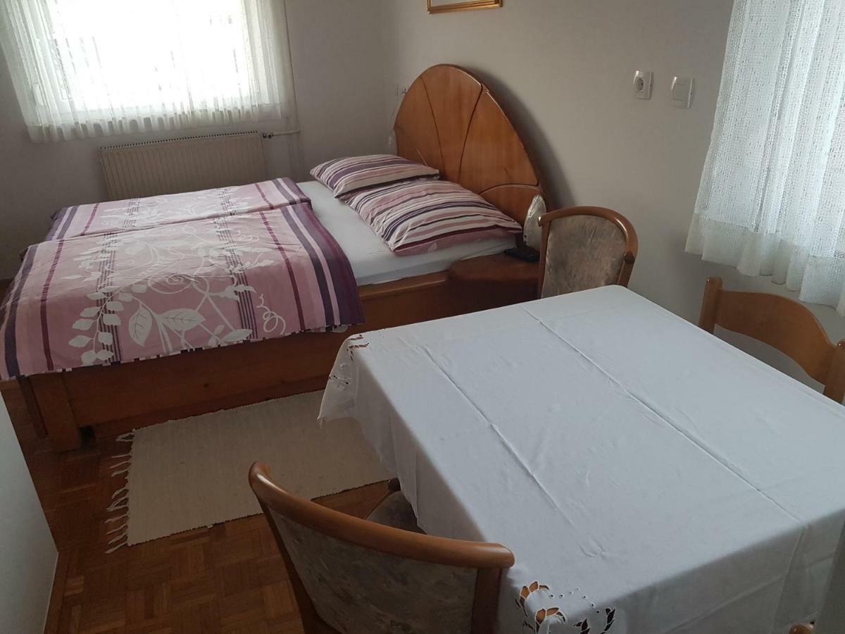 Apartment Lipar Preddvor Kültér fotó