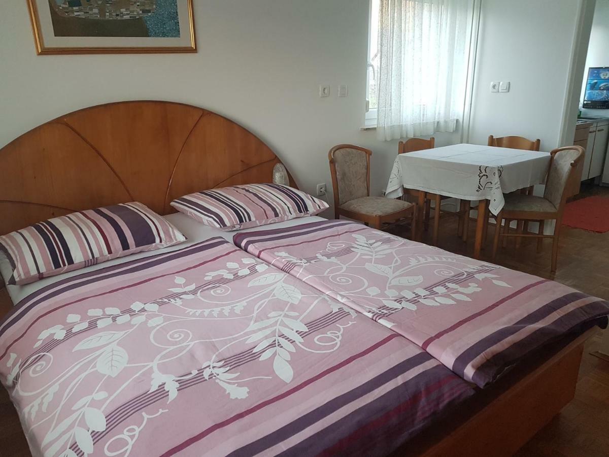 Apartment Lipar Preddvor Kültér fotó