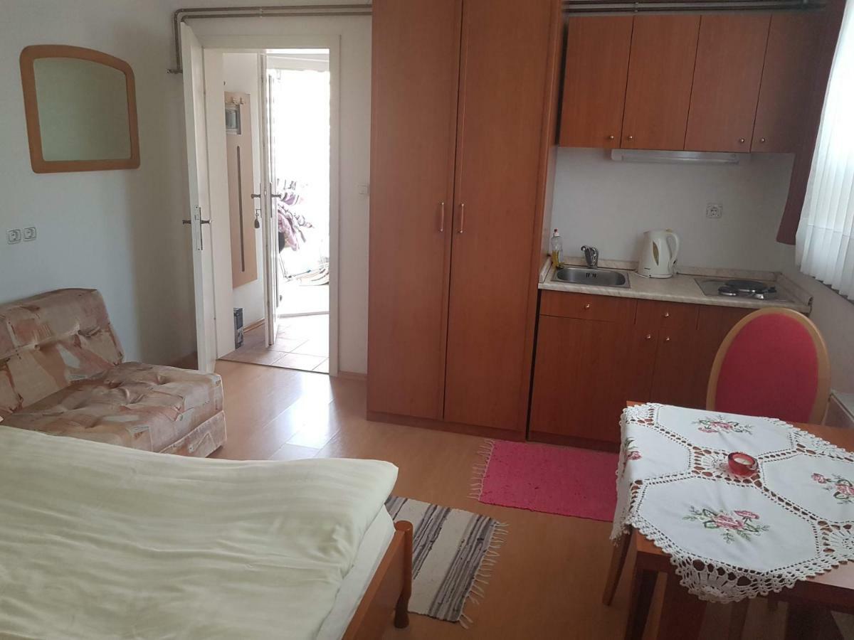 Apartment Lipar Preddvor Kültér fotó